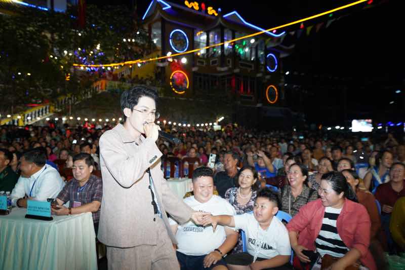 1z.700.long-hai-lung-linh-sac-bien-4-173