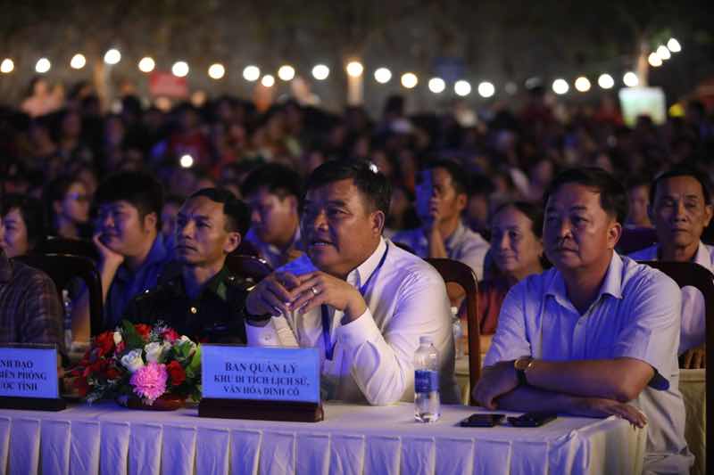 1z.700.long-hai-lung-linh-sac-bien-4-52