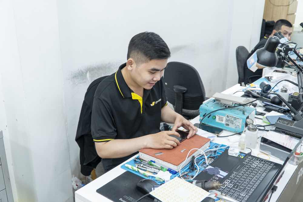 1z.833.di-dong-viet-truyen-thong-spotlight-vietnam4