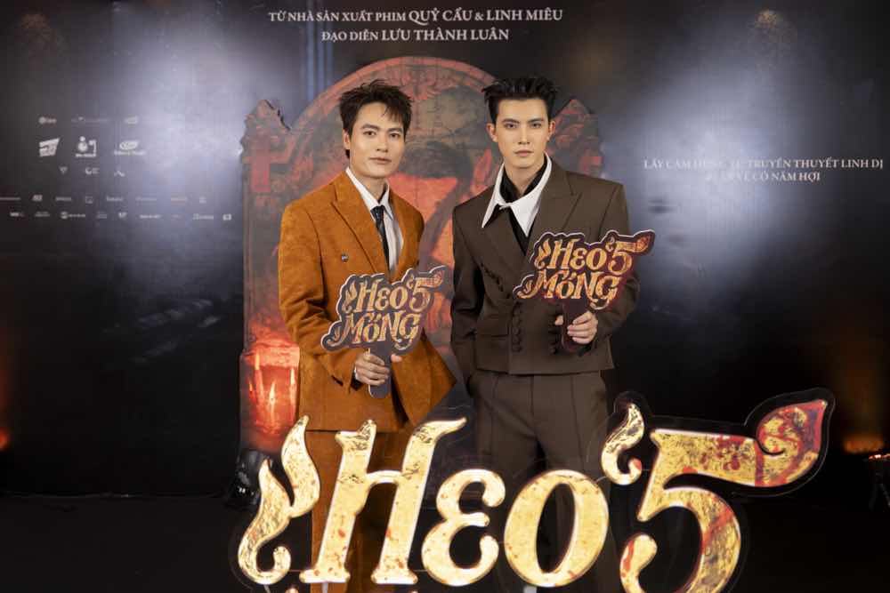 1z.839.vo-tan-phat-tran-ngoc-vang-heo-nam-mong-truyen-thong-spotlight-vietnam-4