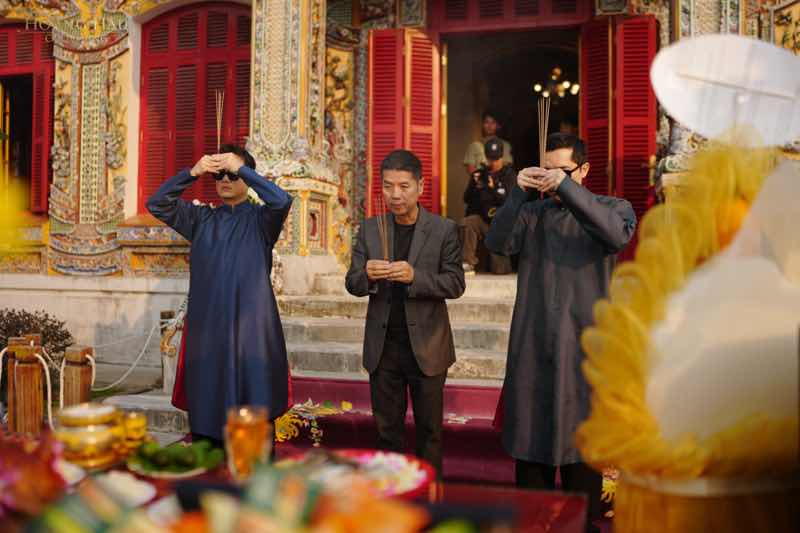 1z.868.hoang-hau-cuoi-cung-4