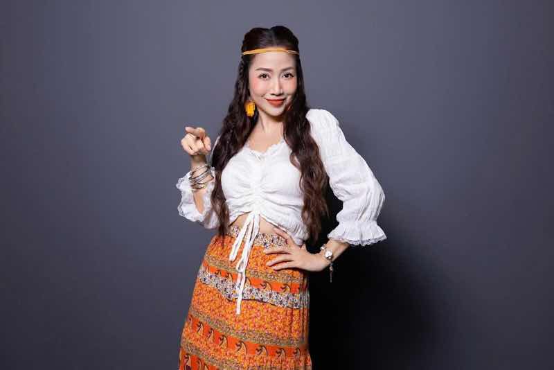 1z.893.oc thanh van 2viet-nam-tinh-hoa-anh-em-bon-be-mot-nha-truyen-thong-spotlight-vietnam-