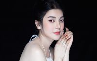 Lily Chen: '25 tuổi, t&ocirc;i đ&atilde; c&oacute; 50 tỷ đồng'