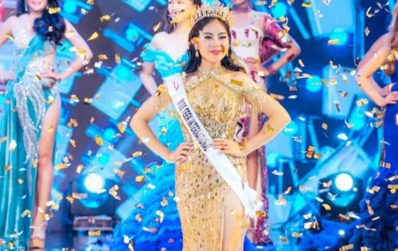 Nữ sinh Ngô Ngọc Gia Hân đăng quang cuộc thi Hoa hậu Thanh thiếu niên quốc tế