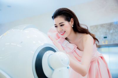 Hoa hậu Khánh Vân tung phiên bản mới của MV “May ghê em là Lady”