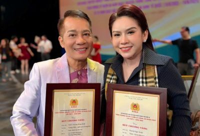 Sân khấu Nghệ thuật Trương Hùng Minh thắng lớn với &quot;Cuộc đoàn tụ cảm xúc&quot;