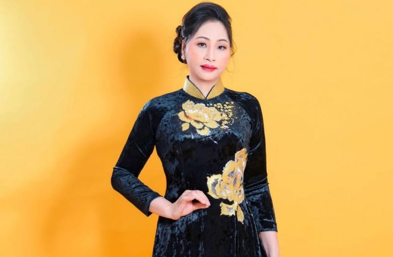 Chủ tịch hội Quý bà Việt Nam toàn cầu ‘’Chúng tôi muốn tôn vinh di sản áo dài, quảng bá vẻ đẹp truyền thống một cách sâu rộng!’’