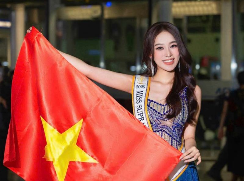 Hoa hậu Kỳ Duyên mang hơn 100 kg hành lý đến Ba Lan thi Hoa hậu Siêu quốc gia 2025