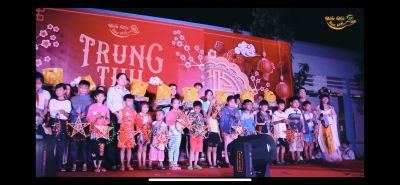 Trăng biên giới - niềm vui đầu năm học của trẻ em nghèo huyện Tri Tôn, An Giang