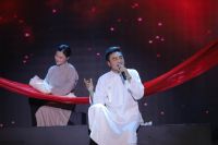 NSƯT Cao Minh vốn kh&oacute; t&iacute;nh cũng bị Dương Quốc Hưng chinh phục v&igrave; h&aacute;t qu&aacute; hay