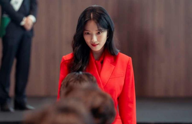 Kim Hye Yoon tái xuất đầy mê hoặc trong hình tượng Gumiho Gen Z của bộ phim giả tưởng No Tail To Tell