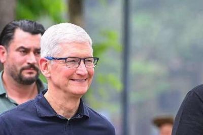 Tim Cook kh&eacute;p lại kỷ nguy&ecirc;n Apple tại WWDC 2026