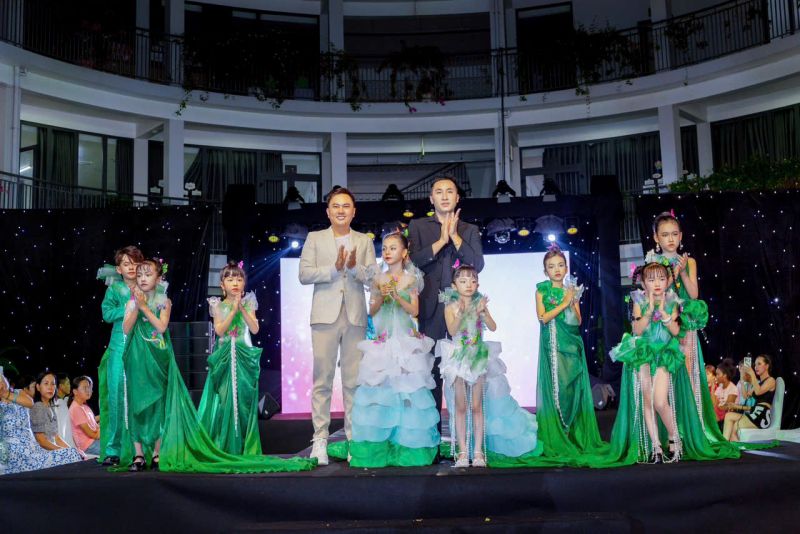 NTK Givan Trần kể c&acirc;u chuyện thi&ecirc;n nhi&ecirc;n bằng thời trang