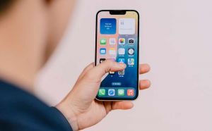 iPhone 17 vừa ra mắt, iPhone cũ giá thấp chạm đáy, chỉ từ 3,3 triệu đồng