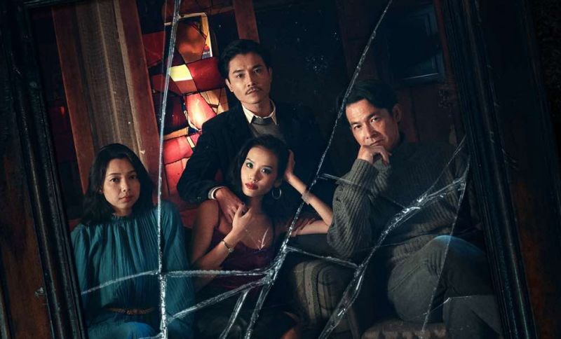 MỸ NHÂN ‘TỬ CHIẾN TRÊN KHÔNG” ĐÓNG PHIM''TRÁI TIM QUÈ QUẶT''