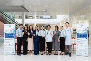 Davipharm phối hợp Bệnh viện đa khoa Khu vực H&oacute;c M&ocirc;n kh&aacute;m sức khoẻ miễn ph&iacute; tầm so&aacute;t c&aacute;c bệnh kh&ocirc;ng l&acirc;y nhiễm cho hơn 1.000 người d&acirc;n