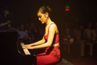 Sunny Đan Ngọc bị mất giọng ngay đ&ecirc;m nhạc ra mắt MV Tỉnh giấc