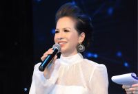 Hoa hậu L&ecirc; Thanh Th&uacute;y l&agrave;m đại sứ chương tr&igrave;nh của sinh vi&ecirc;n