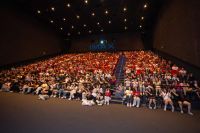 DÀN DIỄN VIÊN KHUẤY ĐỘNG CINETOUR “TỬ CHIẾN TRÊN KHÔNG”