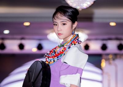 Màn catwalk ‘gây thương nhớ’ của mẫu nhí Phan Trang Anh tại Siêu sao mẫu nhí Việt Nam 2020