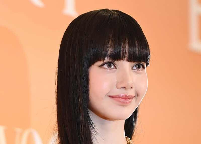 Lisa đ&oacute;ng phim Netflix