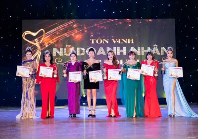 Tôn vinh top 10 nữ doanh nhân Sắc Tâm Tài 2022