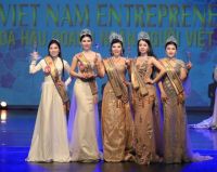 Doanh nh&acirc;n Kim Oanh đăng quang ng&ocirc;i vị Hoa hậu Doanh nh&acirc;n Người Việt Ch&acirc;u &Aacute; 2019