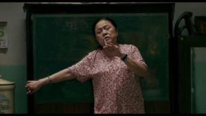 NGHỆ SĨ &Aacute;I NHƯ UỐNG BIA, H&Uacute;T THUỐC... TRONG BEST CUT &ldquo;PH&Aacute; Đ&Aacute;M: SINH NHẬT MẸ&rdquo;