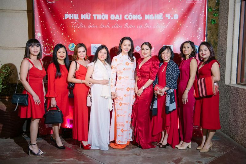 Mai Thu Huyền tổ chức sự kiện họp mặt quy tụ hàng trăm khách mời, sao Việt tại Mỹ