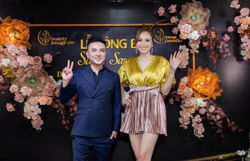 Hoa hậu Diễm Hương chia sẻ bí quyết làm đẹp bằng công nghệ căng chỉ tại Image Cosmetis