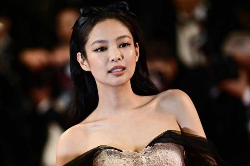 Jennie BackPink được người hâm mộ khen vì vóc dáng khoẻ mạnh