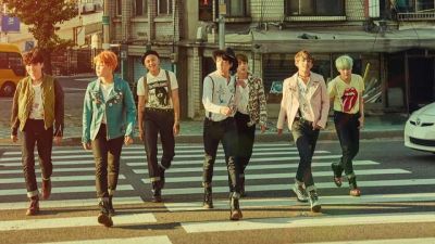 Run của nh&oacute;m BTS trở lại ng&ocirc;i đầu Billboard sau gần 4 năm
