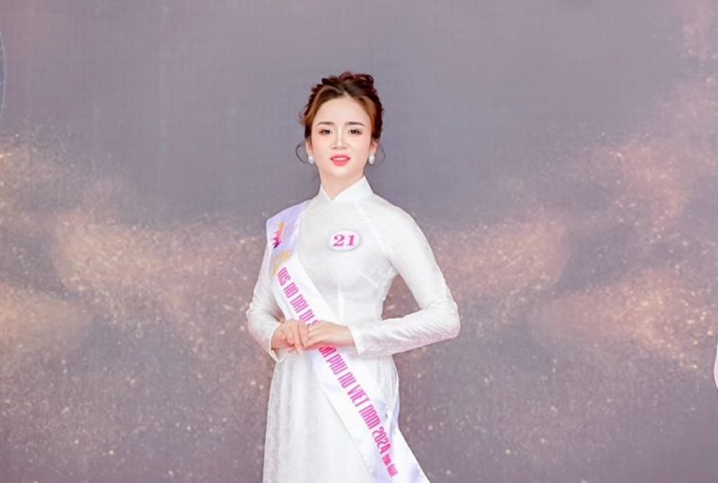 Nghệ sĩ đàn tranh Bích Ngọc đăng quang Á hậu Miss Di sản áo dài phụ nữ Việt Nam qua ảnh2024