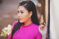 &Eacute;n bạc T&uacute; Trinh &ndash; 15 năm vẫn y&ecirc;u v&agrave; cống hiến với Nghề dẫn chương tr&igrave;nh