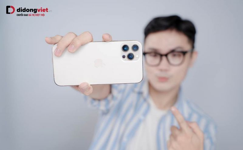 Mua m&aacute;y cũ tại Di Động Việt: Trải nghiệm miễn ph&iacute; 30 ng&agrave;y, pin y&ecirc;n t&acirc;m d&ugrave;ng 10 năm