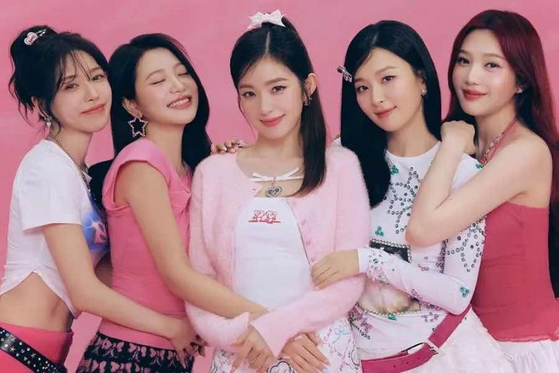 Red Velvet ấn định ng&agrave;y t&aacute;i xuất