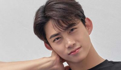 Taecyeon (2PM) viết thư tay gửi kh&aacute;n giả, th&ocirc;ng b&aacute;o sắp cuới vợ