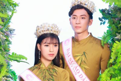 Gia đình Đại sứ Áo dài Việt Nam chào đón Ngọc Trang - Châu Linh