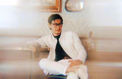 Duy Hưng on the mic: Ch&agrave;ng l&atilde;ng tử h&aacute;t t&igrave;nh ca