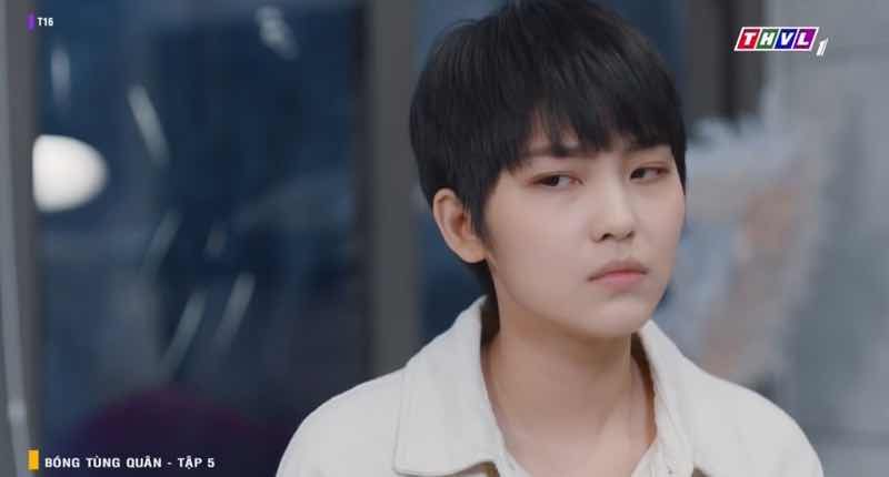 Phim B&oacute;ng t&ugrave;ng qu&acirc;n: Ngụy Lam nảy sinh t&igrave;nh cảm với Hồng Tinh Tinh, biết vấn vương trợ l&yacute;