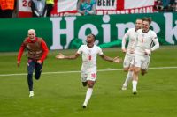 Sterling tiếp tục ghi b&agrave;n gi&uacute;p Anh loại Đức, Tam Sư thẳng tiến v&agrave;o v&ograve;ng 1/8 EURO 2020