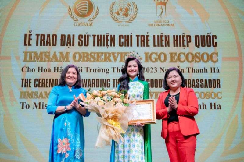Hoa hậu Nguyễn Thanh Hà tích cực hành động vì môi trường và bảo vệ trẻ em
