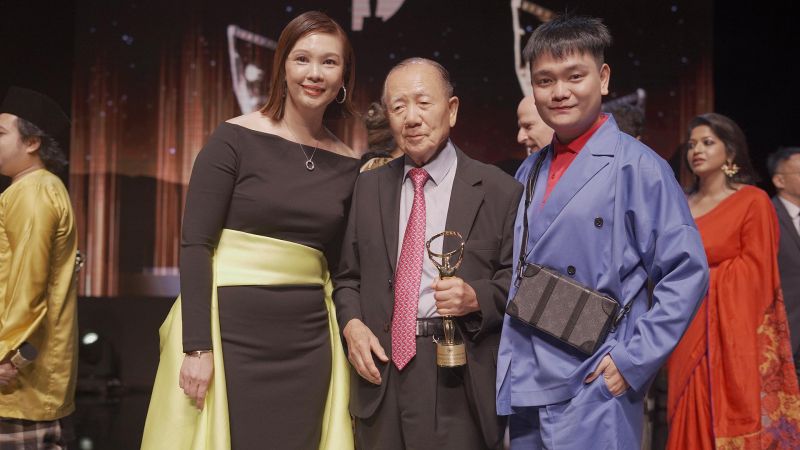 Trịnh Tú Trung được khán giả đón nhận khi xuất hiện tại Liên Hoan Phim Quốc Tế Malaysia