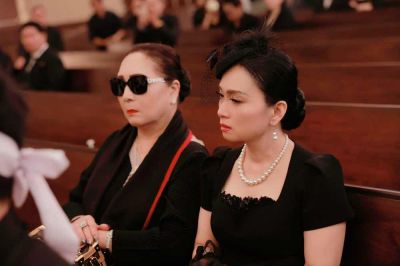 Cố nghệ sĩ - bầu show Th&uacute;y Uyển v&agrave; &acirc;n t&igrave;nh hơn 26 năm với H&agrave; Phương