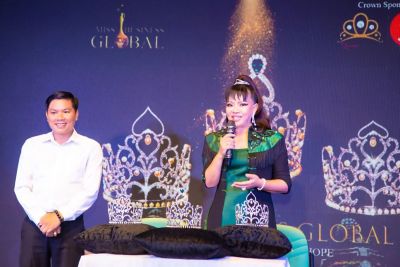 Hé lộ bộ 3 vương miện có giá 10 tỉ đồng của Miss Business Global 2022