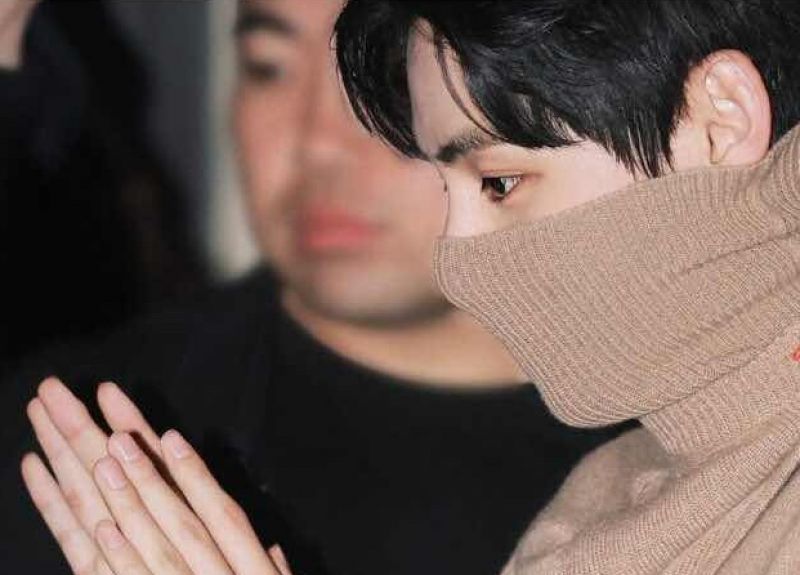 Taehyung V (BTS) và chiếc mũi ‘'bất bại’’ trong Kbiz