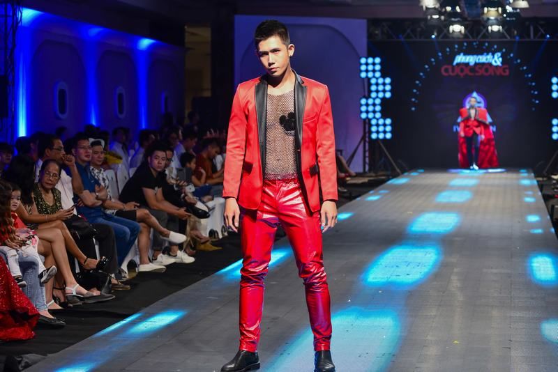 Người mẫu Xuân Hùng khoe vẻ nam tính trên sàn catwalk 'Đại hội mỹ nam' 6