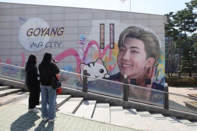 BTS khởi động tour to&agrave;n cầu lớn nhất K-Pop tại Goyang