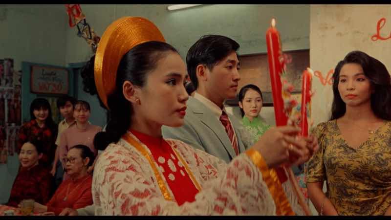 PHÂN ĐOẠN ĐÁM CƯỚI TRONG “QUÁN KỲ NAM” NHƯ THỂ LẬT GIỞ CUỐN ALBUM CŨ CỦA BỐ MẸ NGÀY XƯA