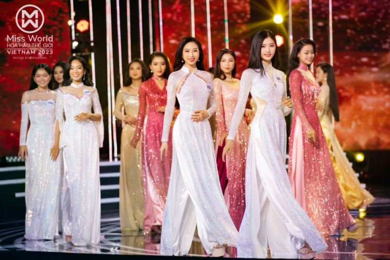 30 thí sinh Miss World Vietnam 2023 lộng lẫy trong Áo dài của NTK Ngô Nhật Huy